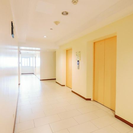 Cozy 2-Bedroom At South Of Market Soma Bgc Near Sm Aura, Market! Market! & Bonifacio High Street Taguig Exterior foto